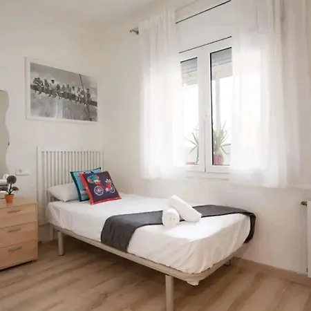 Apartment Centric Gran Via 5